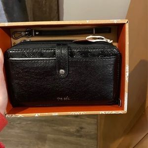The sak smartphone crossbody